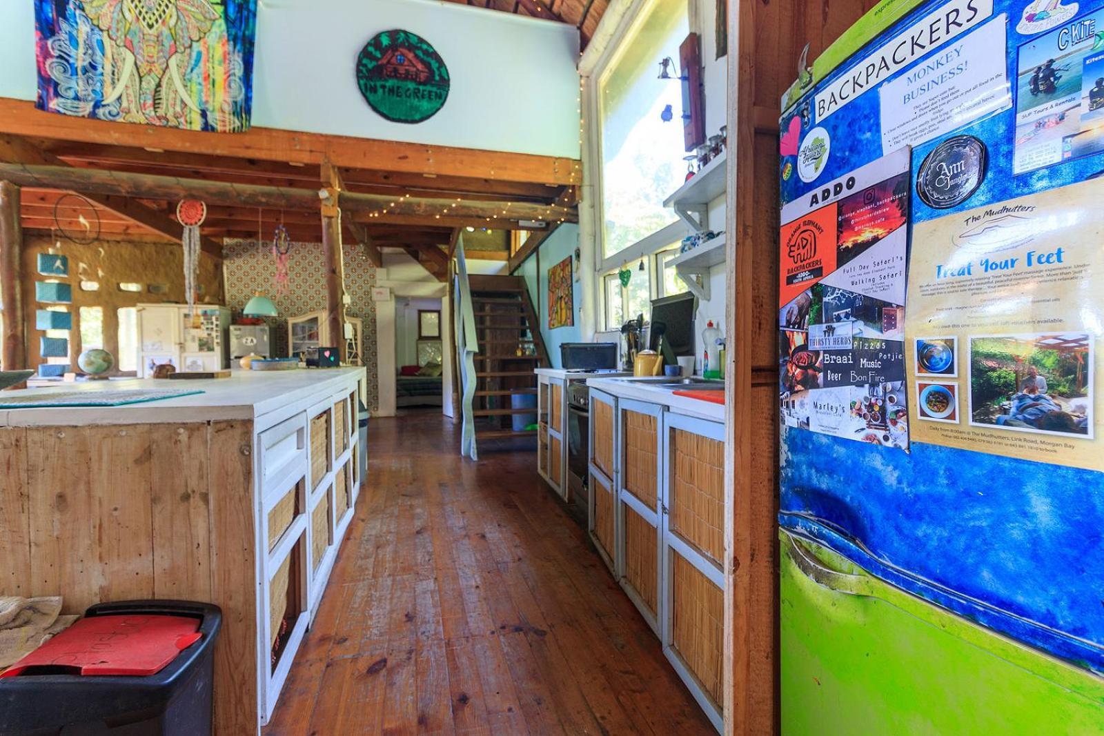 In The Green Backpackers Morgans Bay Exterior foto