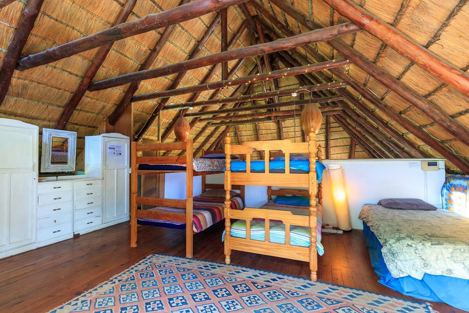 In The Green Backpackers Morgans Bay Exterior foto